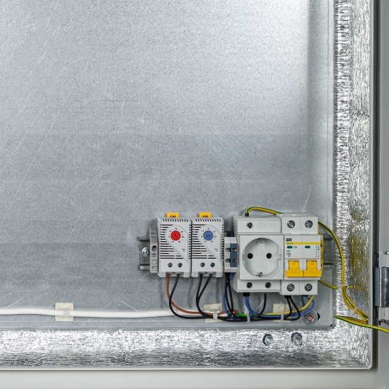 Mastermann-4УТП (Ver. 2.0) Климатический навесной шкаф с защитным реле от "холодного" пуска-Фото-5